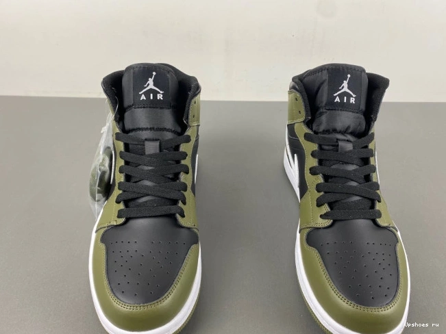 1 mid JORDAN BQ8426-092  0716